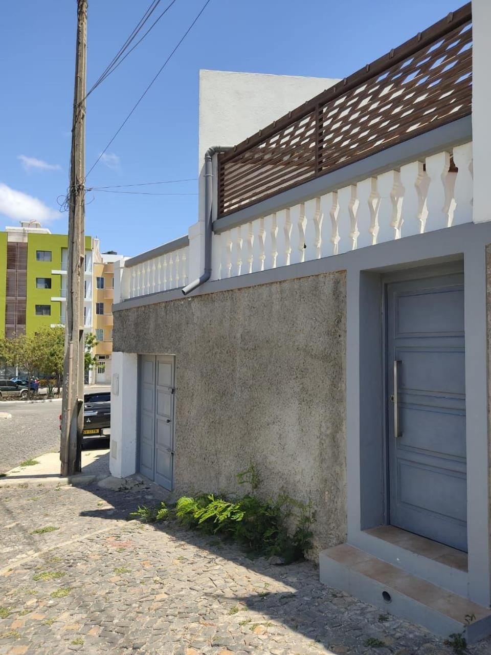 Casa Azul Hotell Mindelo Eksteriør bilde